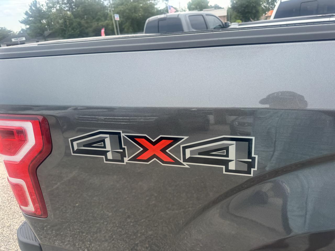 Ford F-150 XLT SuperCrew Short Box 4WD 2020