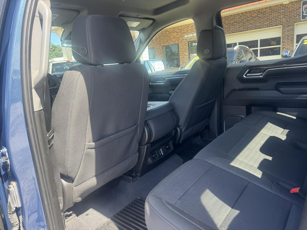 Chevrolet Silverado 1500 LT-L Crew Cab 4WD 2024