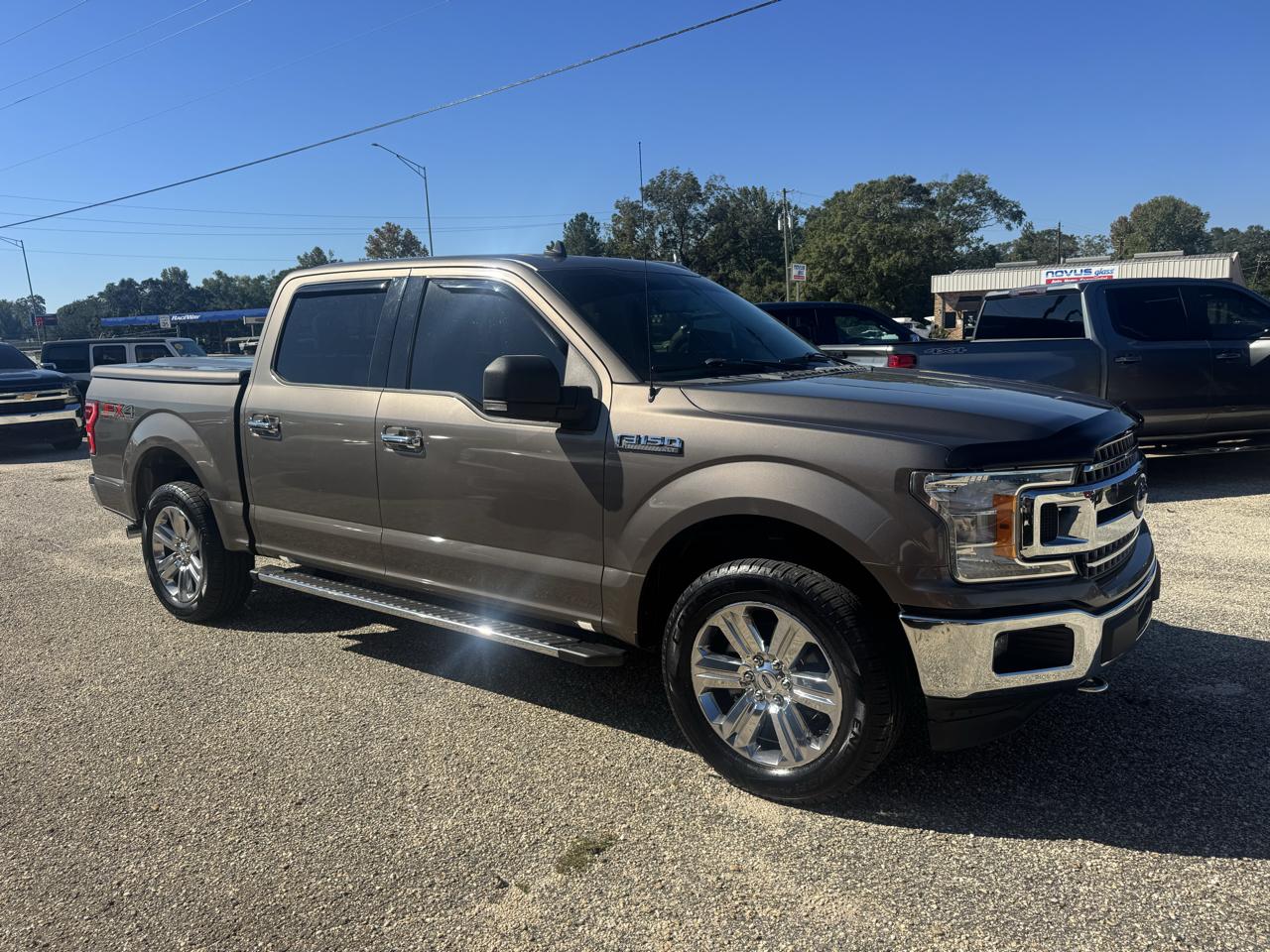Ford F-150 SuperCrew Crew Cab 139" XLT 4WD 2019