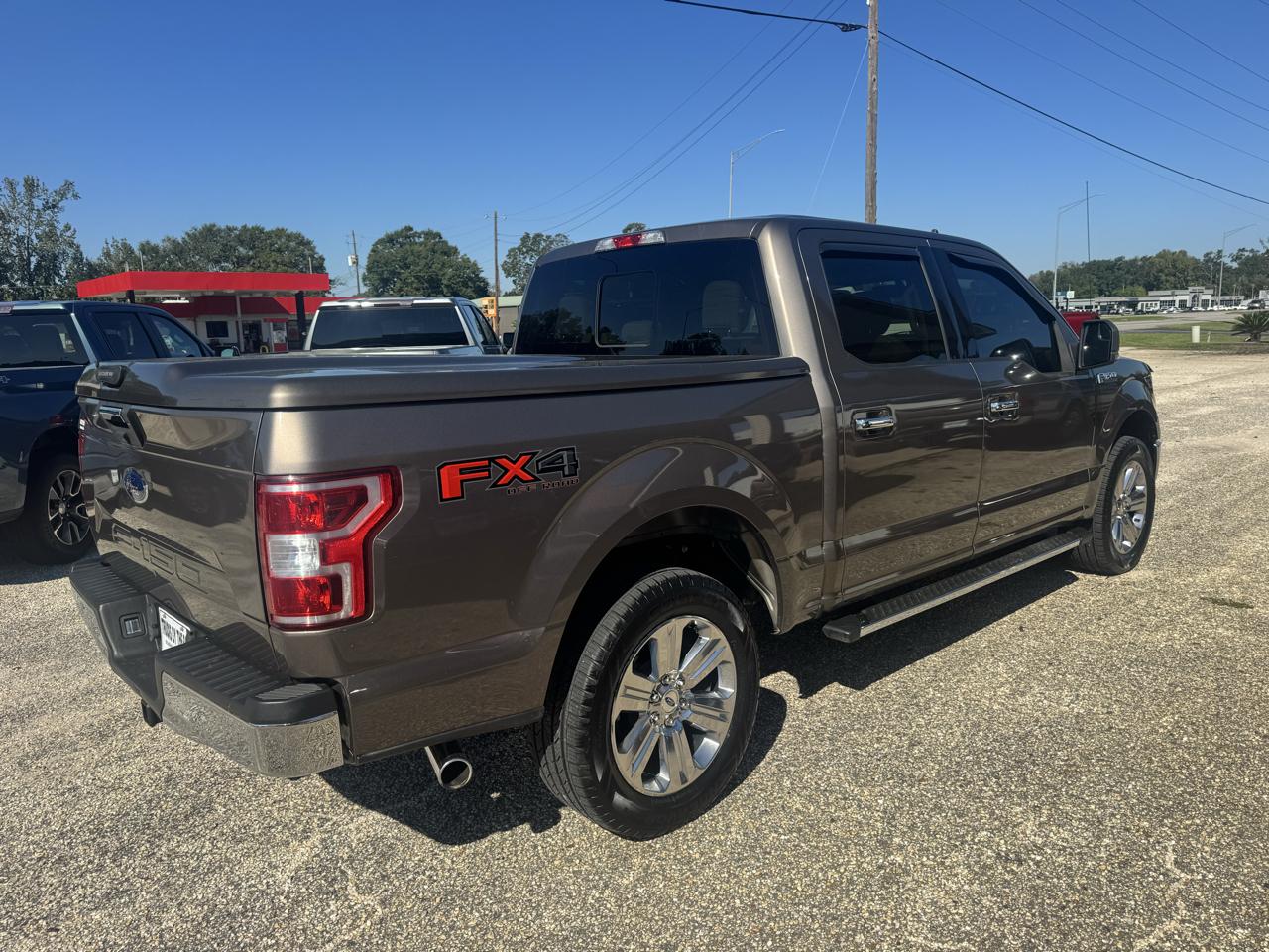 Ford F-150 SuperCrew Crew Cab 139" XLT 4WD 2019