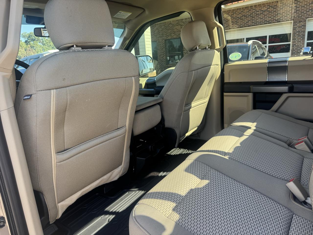 Ford F-150 SuperCrew Crew Cab 139" XLT 4WD 2019