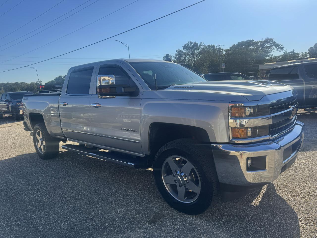 Chevrolet Silverado 2500HD LTZ Crew Cab Long Box 4WD 2019