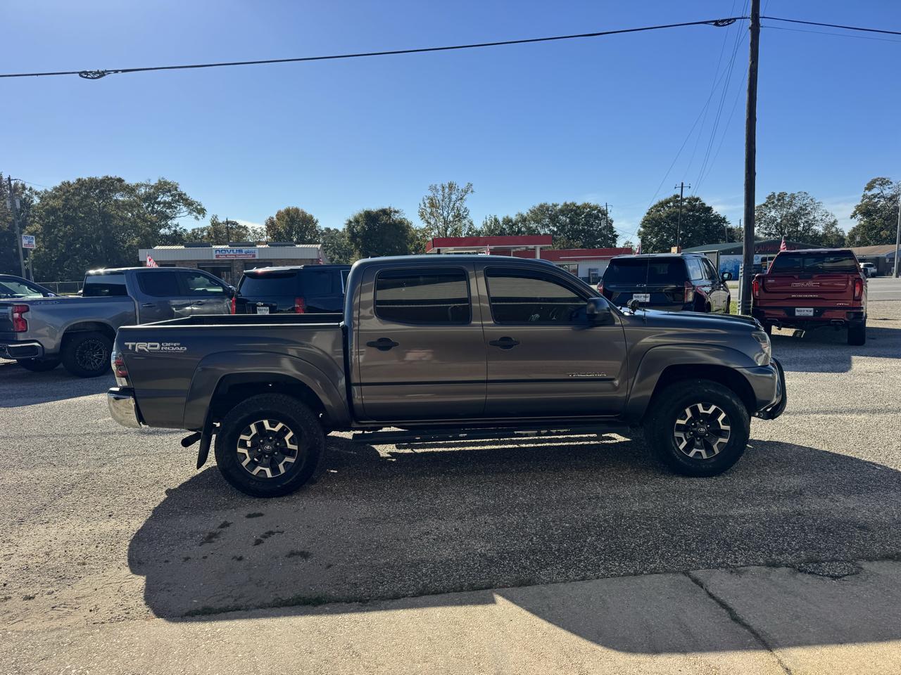 Toyota Tacoma PreRunner Double Cab V6 Auto 2WD 2015