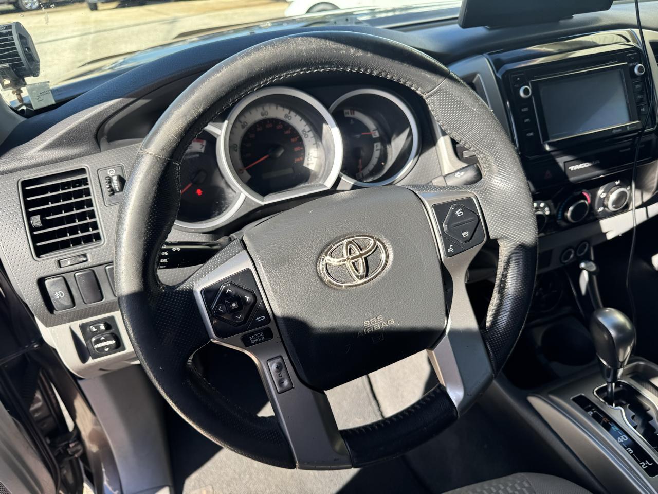 Toyota Tacoma PreRunner Double Cab V6 Auto 2WD 2015