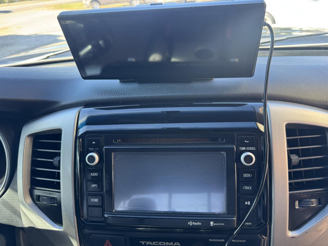 Toyota Tacoma PreRunner Double Cab V6 Auto 2WD 2015