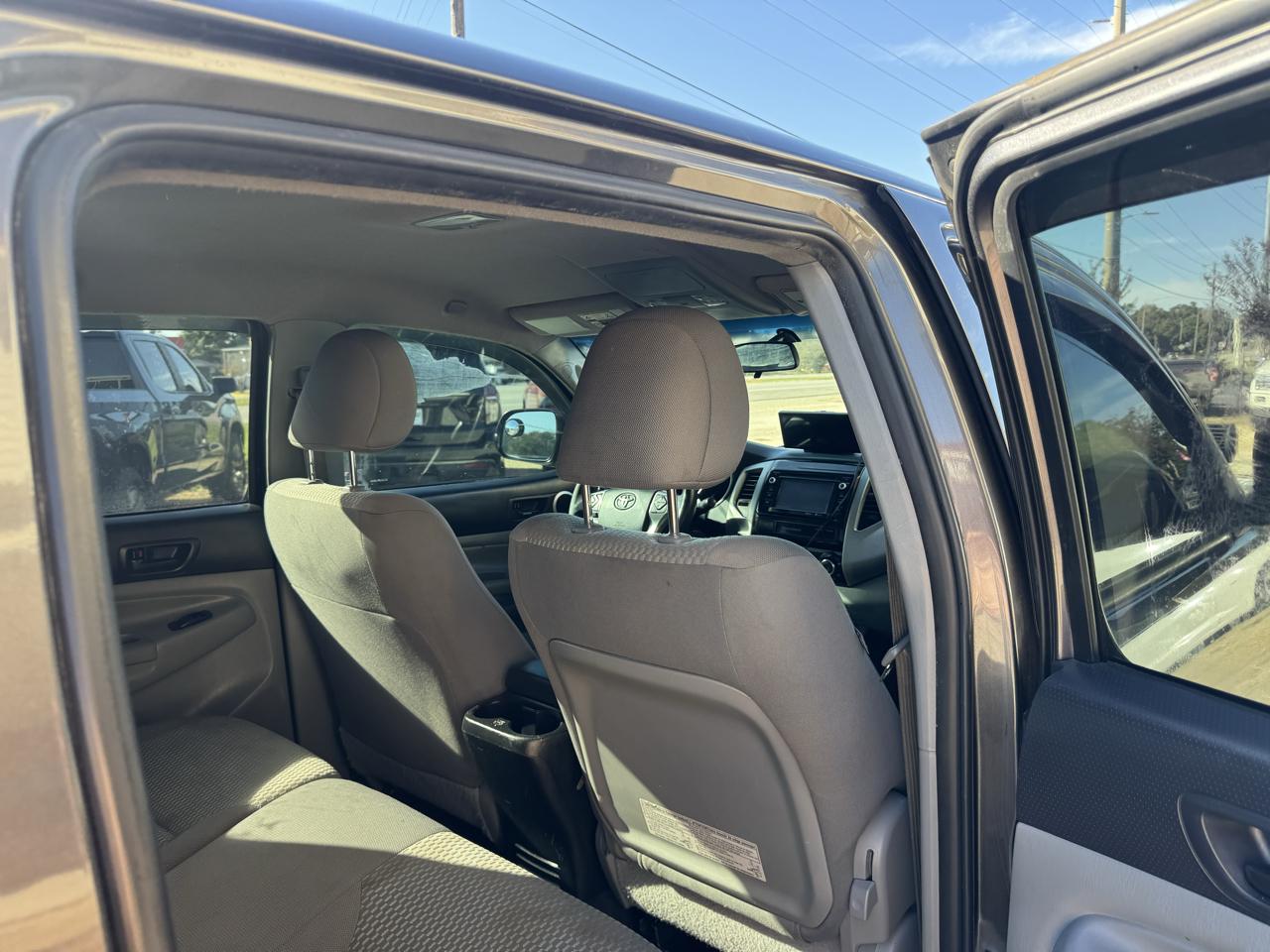 Toyota Tacoma PreRunner Double Cab V6 Auto 2WD 2015