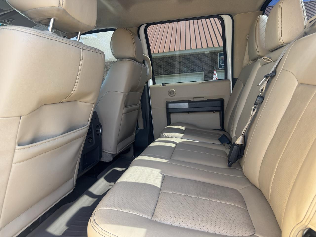 Ford F-350 SD Lariat Crew Cab 4WD 2015