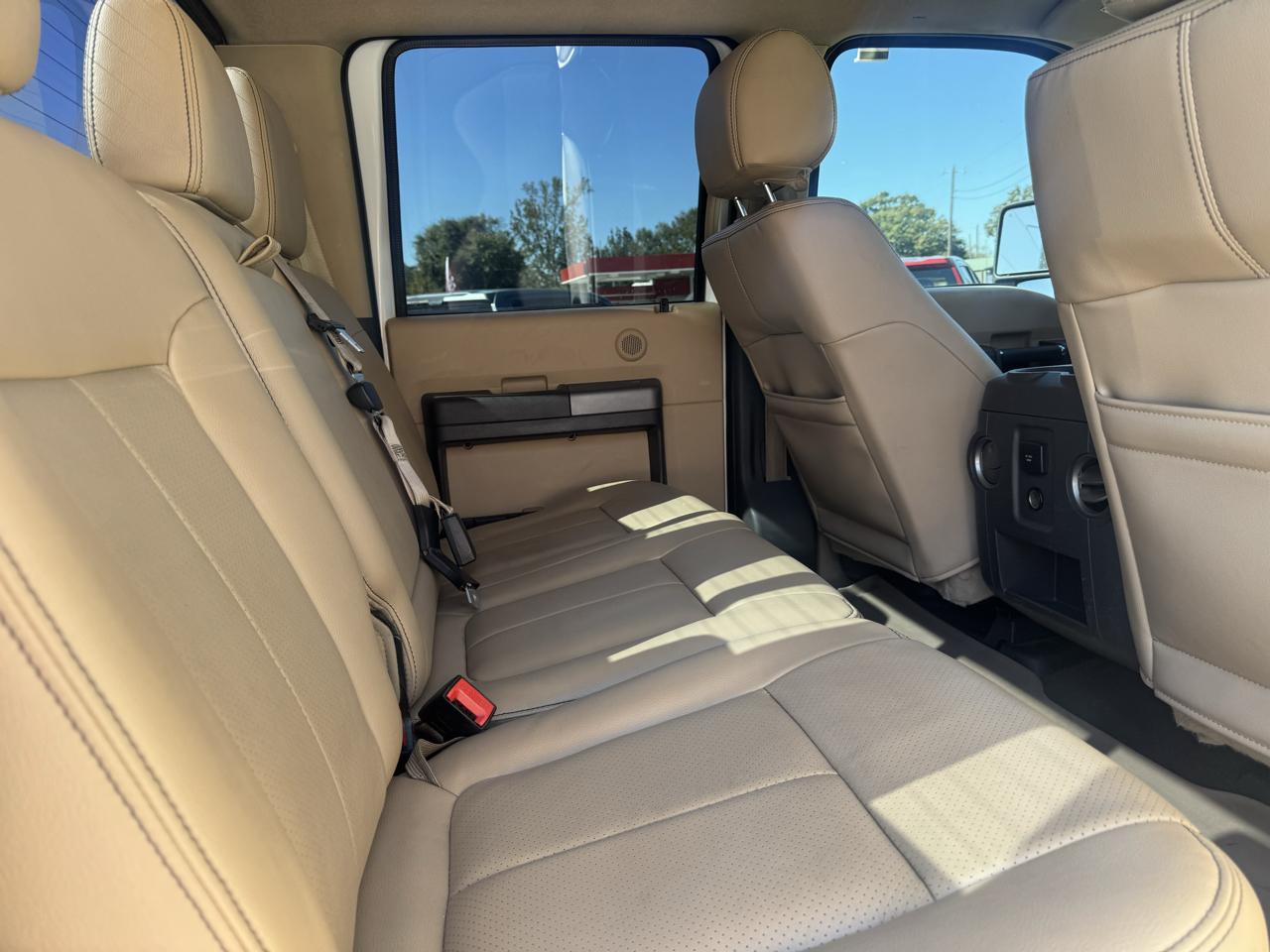 Ford F-350 SD Lariat Crew Cab 4WD 2015