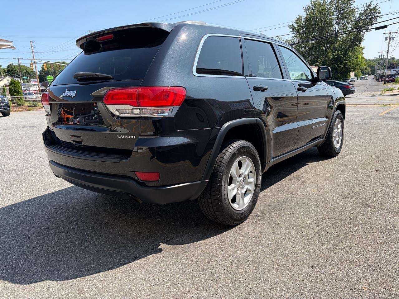 Jeep Grand Cherokee Laredo 4WD 2015