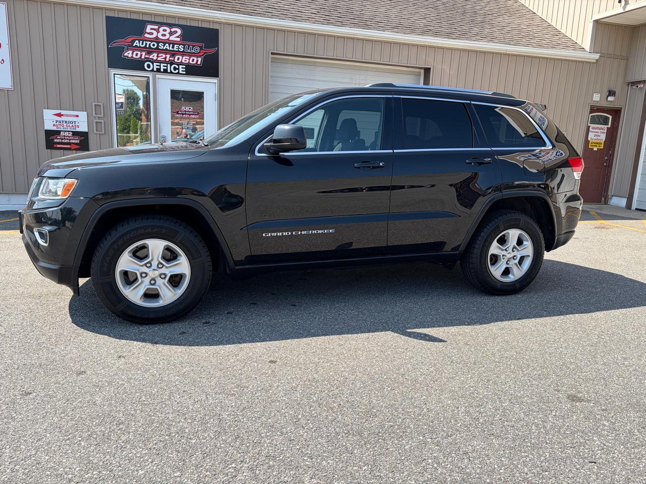 Jeep Grand Cherokee Laredo 4WD 2015