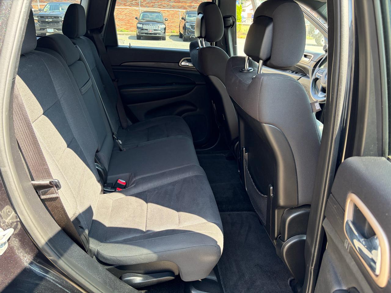Jeep Grand Cherokee Laredo 4WD 2015