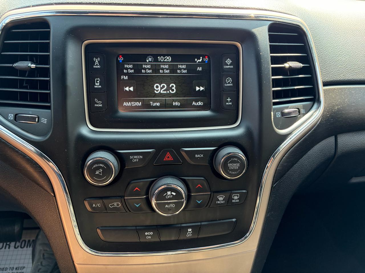 Jeep Grand Cherokee Laredo 4WD 2015