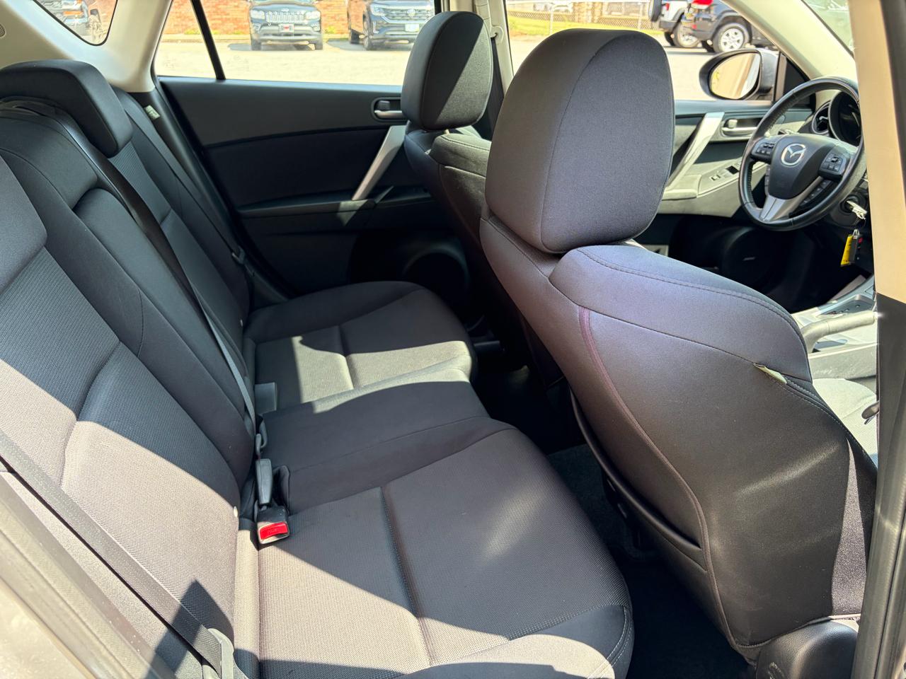 Mazda MAZDA3 s Sport 5-Door 2010