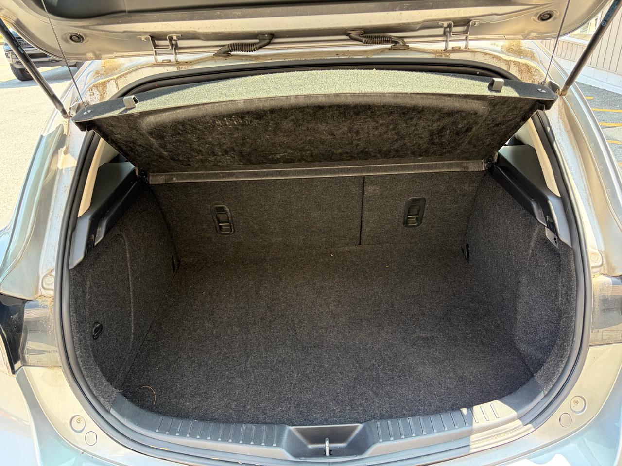 Mazda MAZDA3 s Sport 5-Door 2010