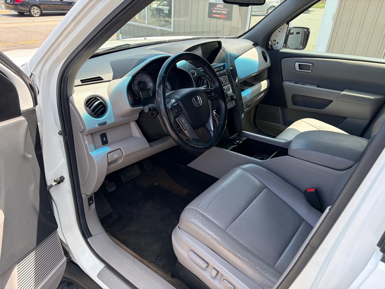 Honda Pilot EX-L 4WD 5-Spd AT 2013