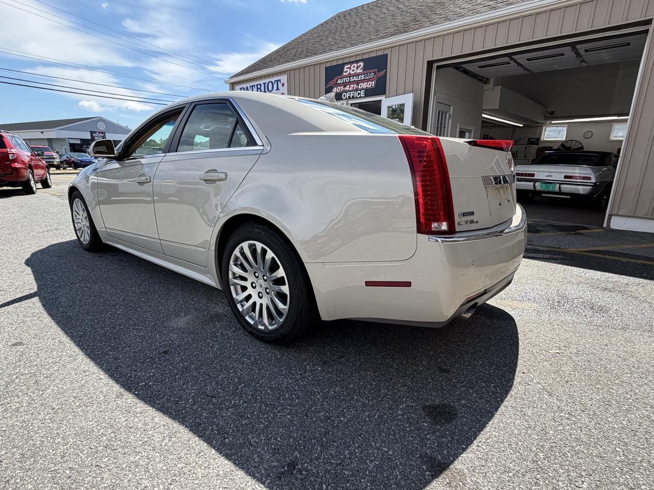 Cadillac CTS 3.6L Premium AWD w/Navi 2010