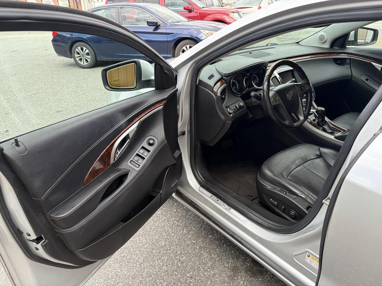 Buick LaCrosse CXS 2010