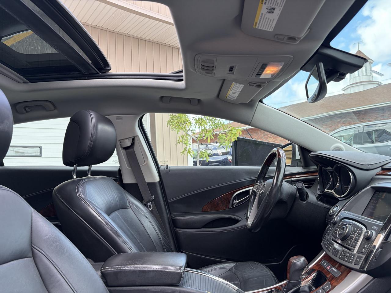 Buick LaCrosse CXS 2010