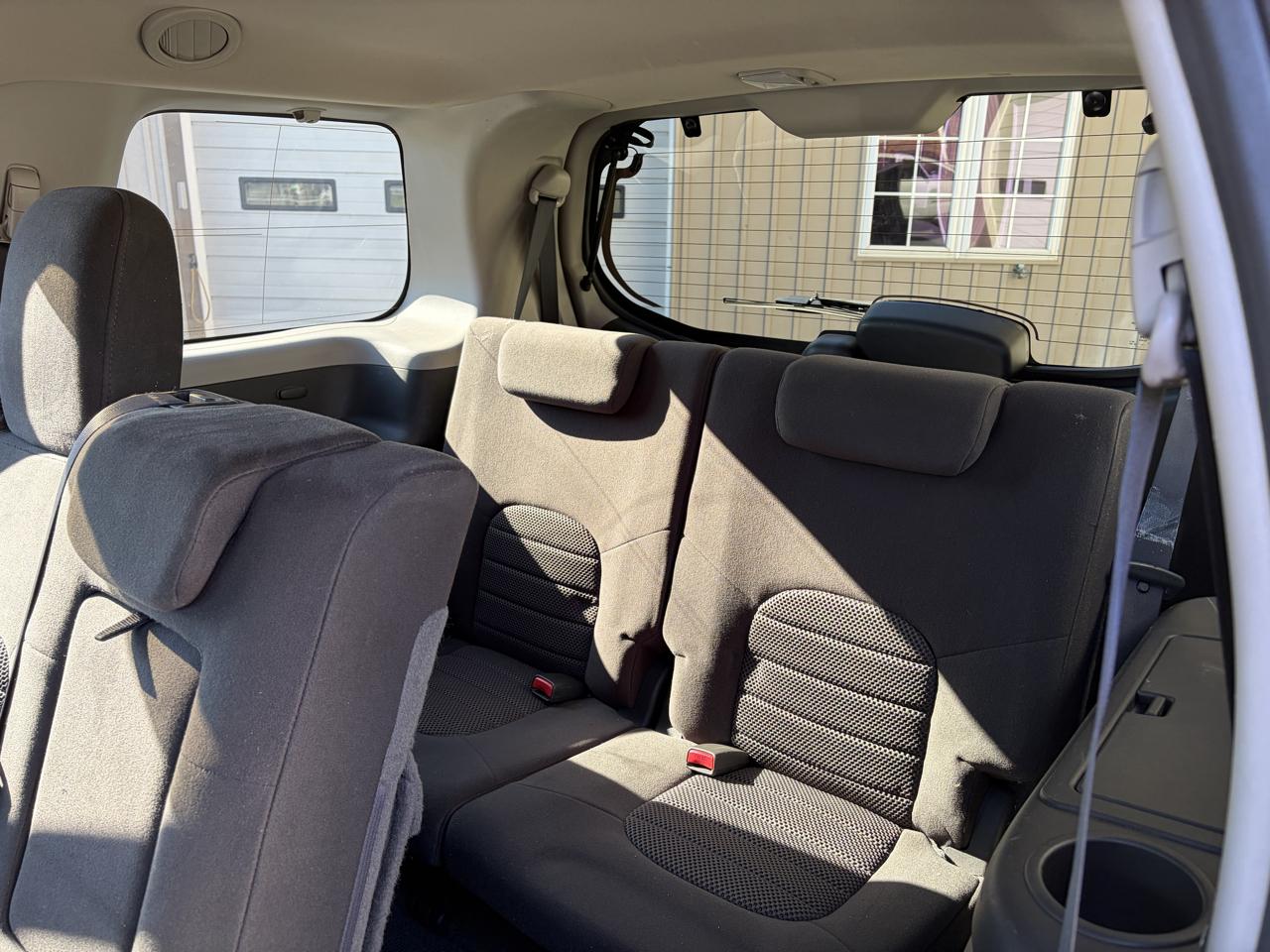 2012 Nissan Pathfinder LE - Photo 9