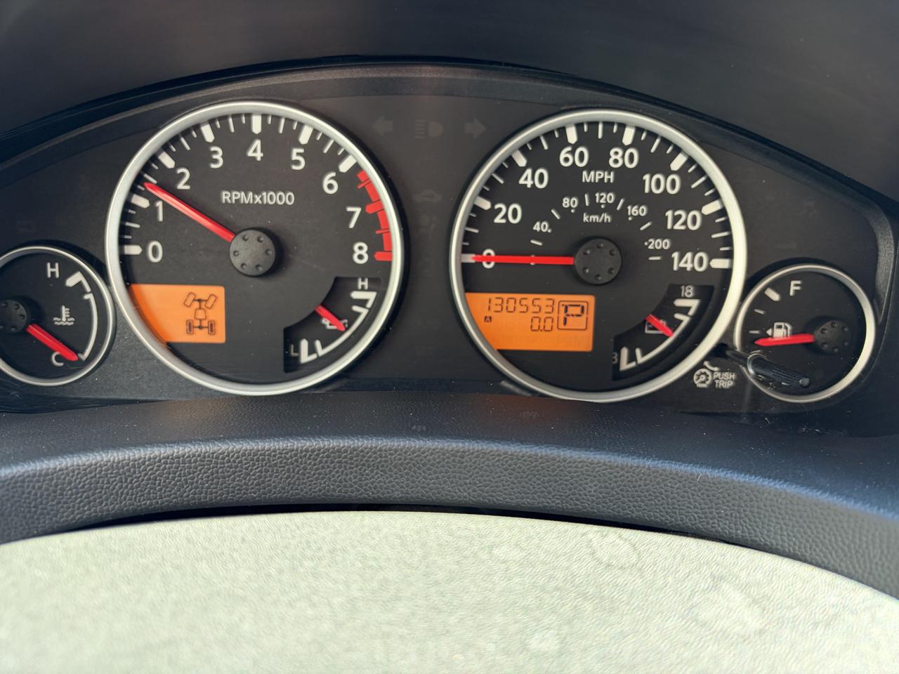 2012 Nissan Pathfinder LE - Photo 14