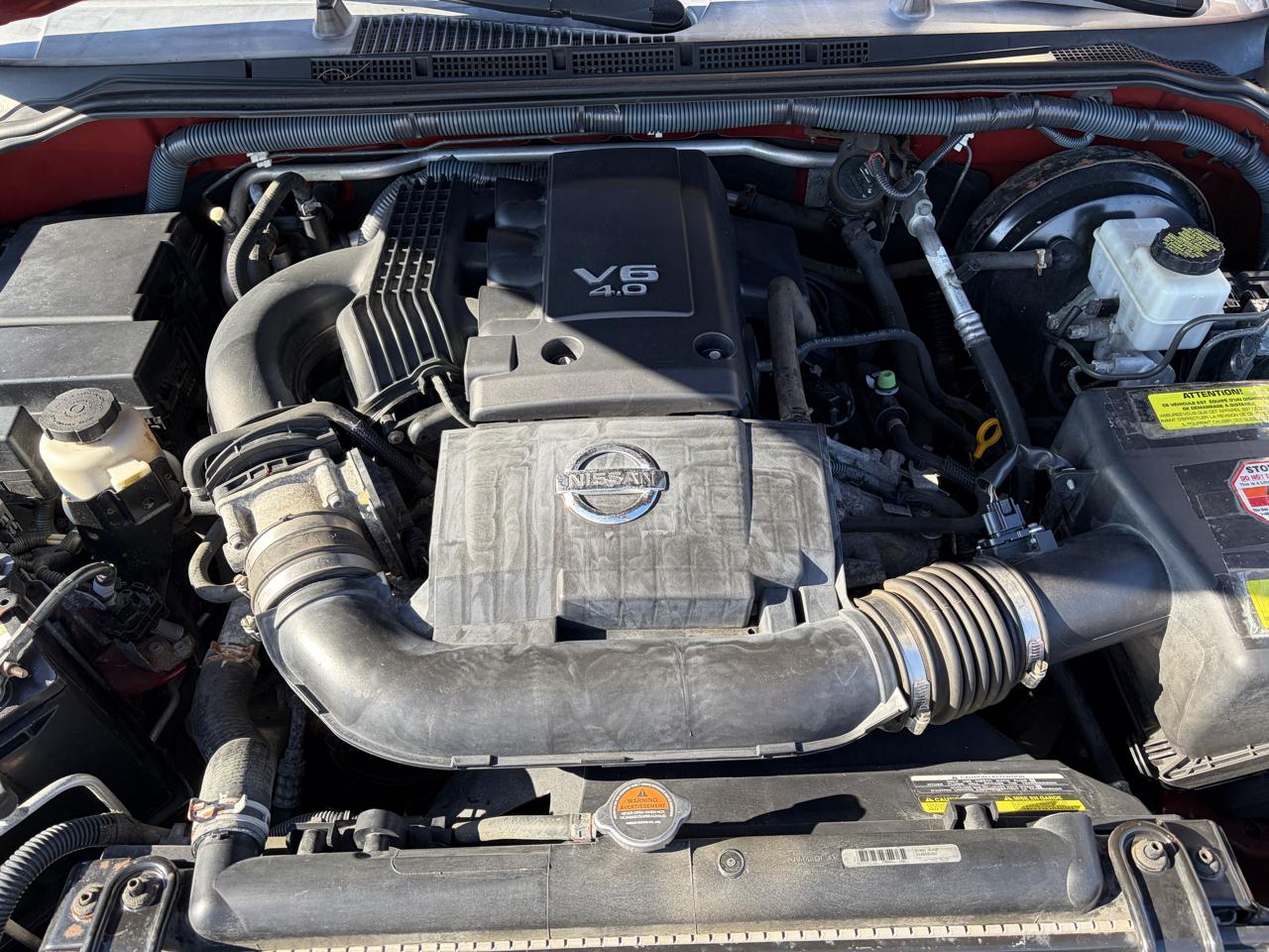 2012 Nissan Pathfinder LE - Photo 20