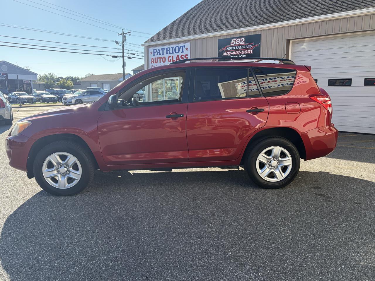 Toyota RAV4 Base I4 4WD 2010