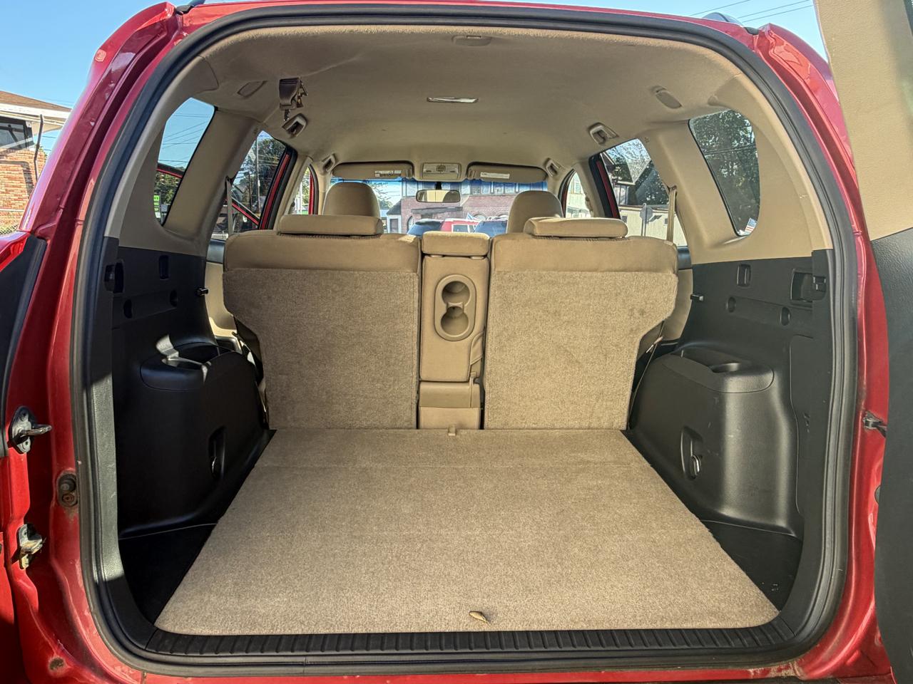 Toyota RAV4 Base I4 4WD 2010