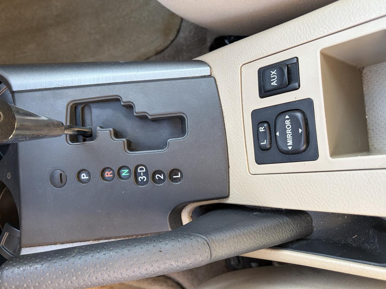 Toyota RAV4 Base I4 4WD 2010