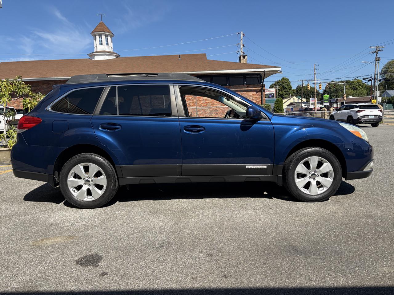 Subaru Outback 2.5i Premium 2010