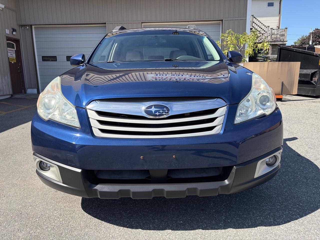 Subaru Outback 2.5i Premium 2010