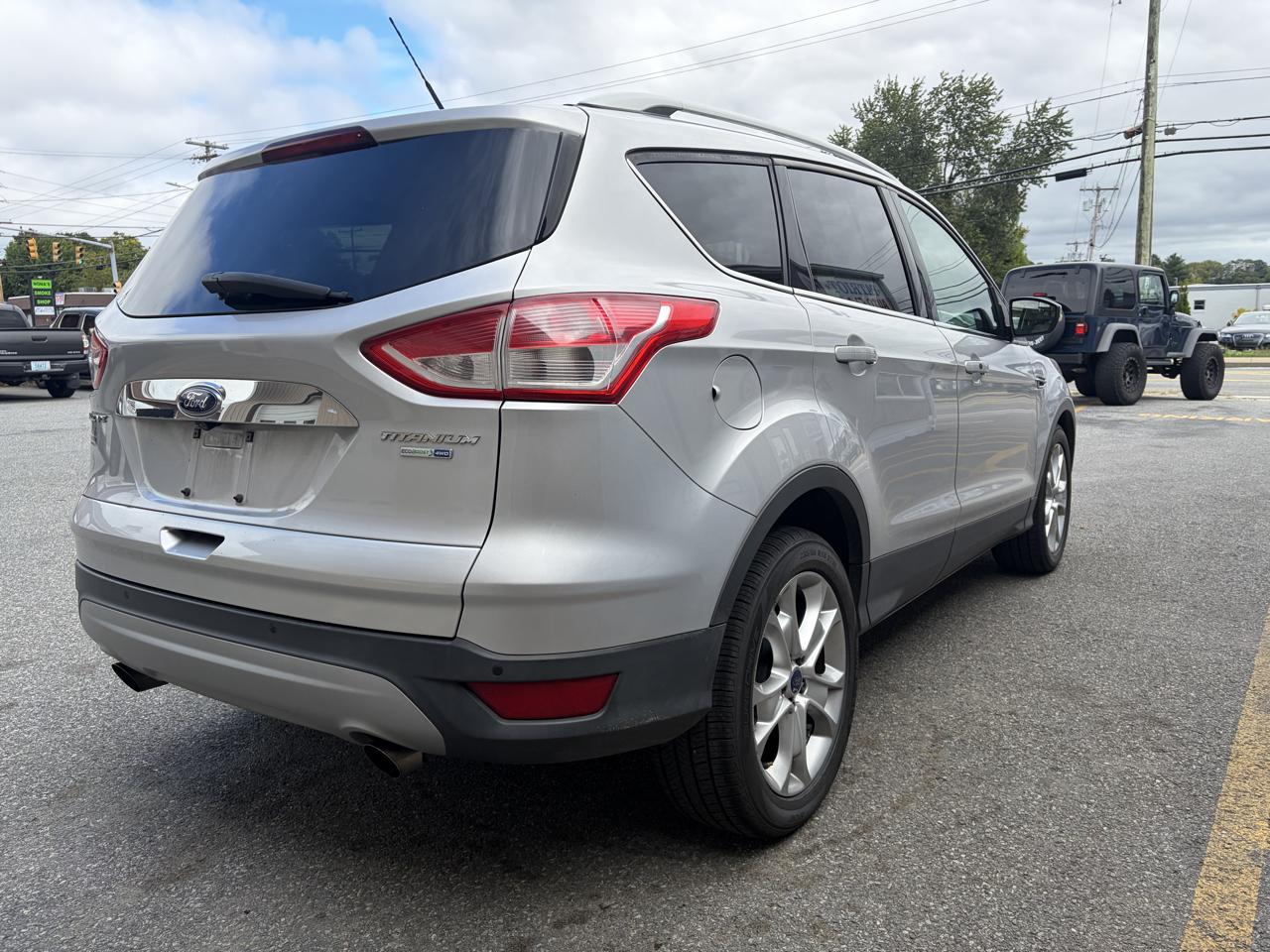 Ford Escape Titanium 4WD 2016