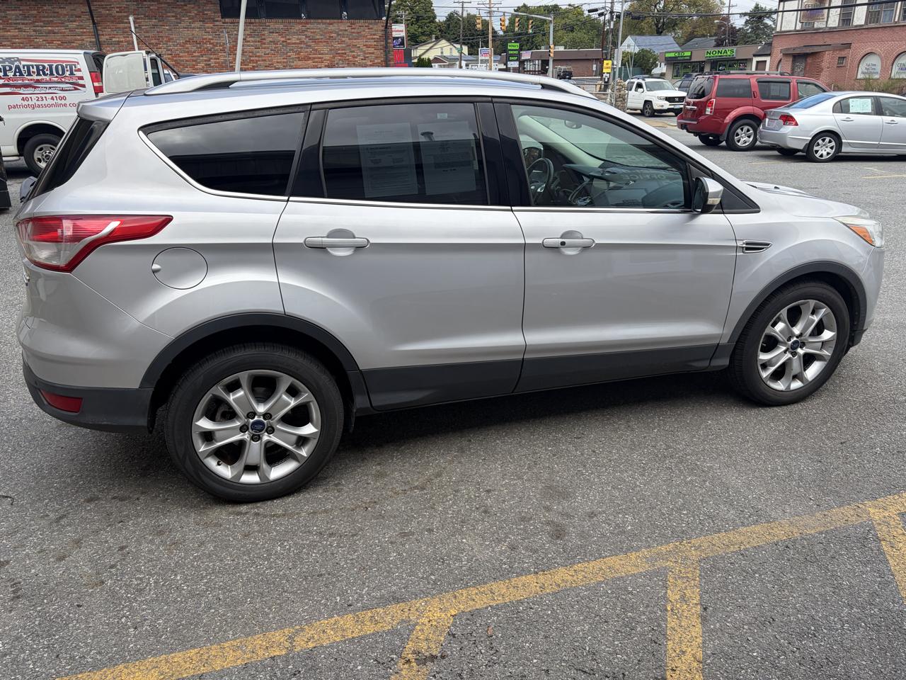 Ford Escape Titanium 4WD 2016