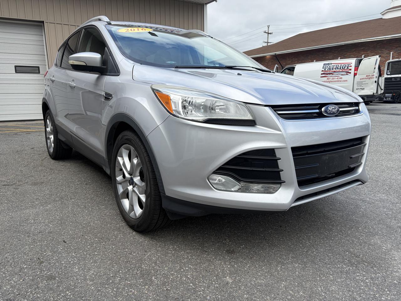 Ford Escape Titanium 4WD 2016