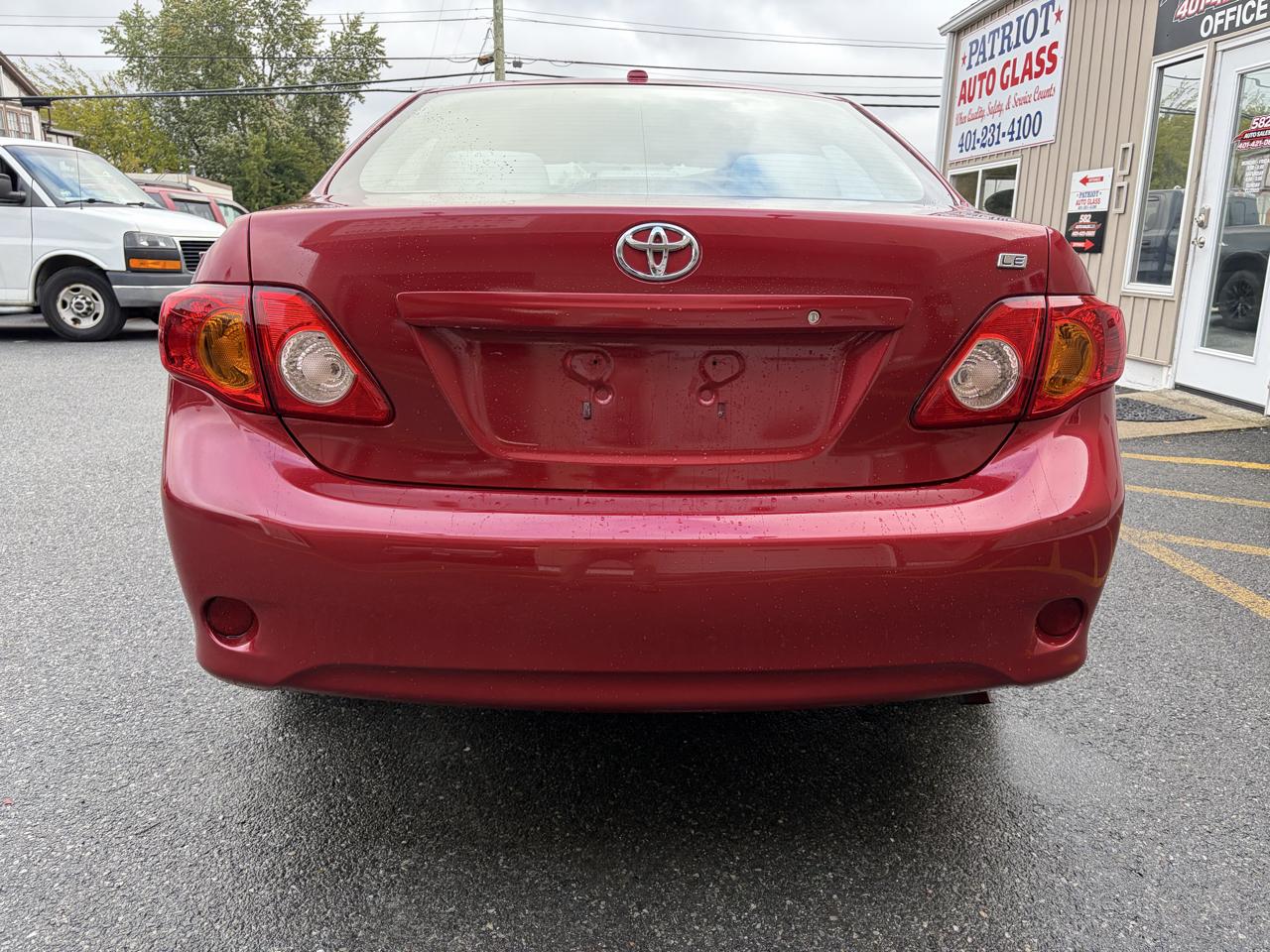 Toyota Corolla LE 4-Speed AT 2010
