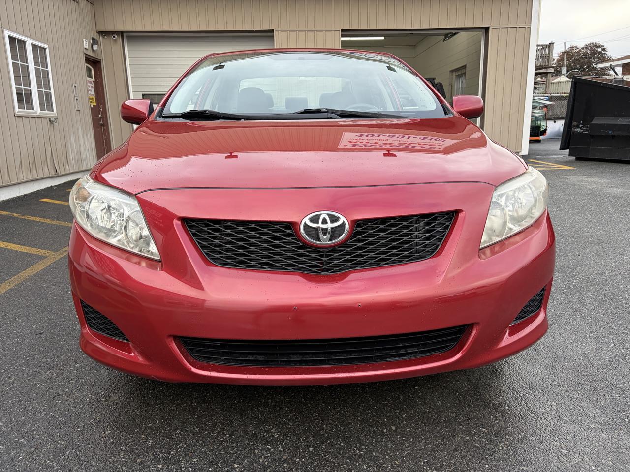 Toyota Corolla LE 4-Speed AT 2010