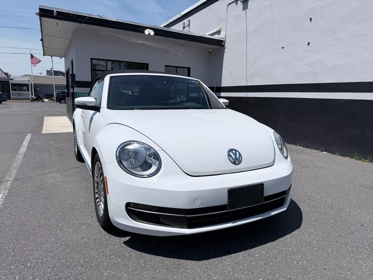 Volkswagen Beetle 1.8T PZEV Convertible 2016