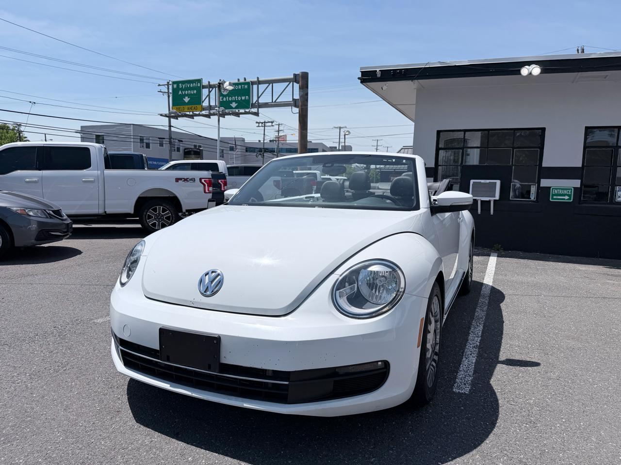 Volkswagen Beetle 1.8T PZEV Convertible 2016