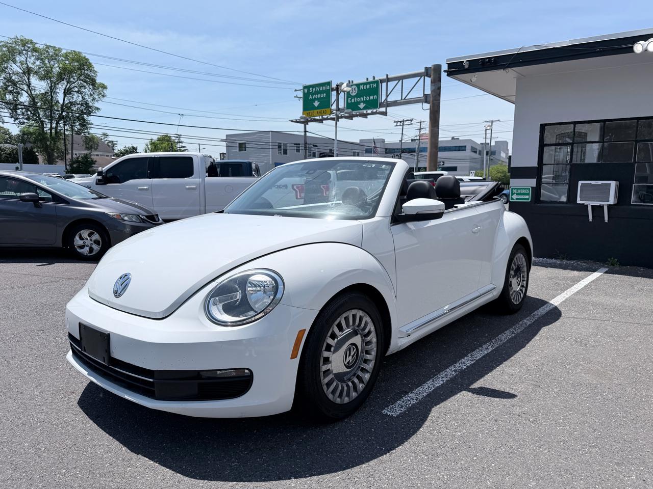 Volkswagen Beetle 1.8T PZEV Convertible 2016