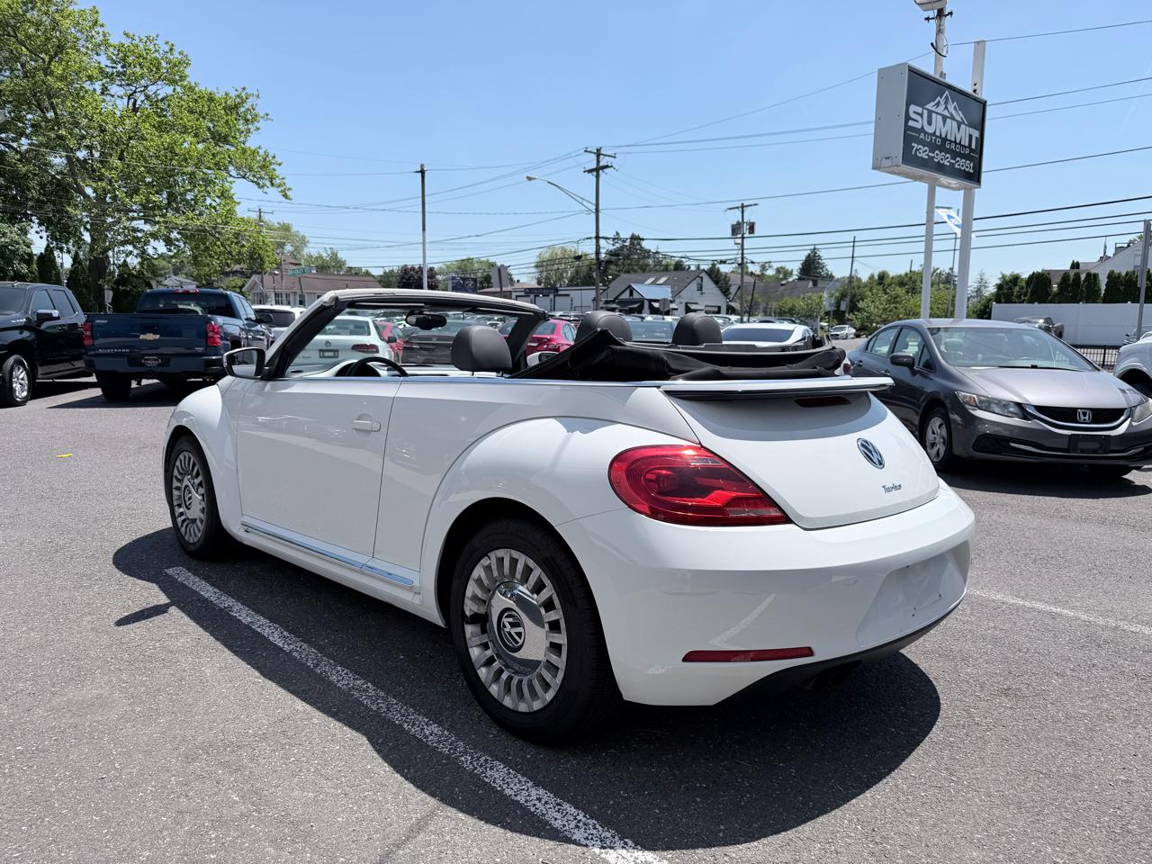 Volkswagen Beetle 1.8T PZEV Convertible 2016