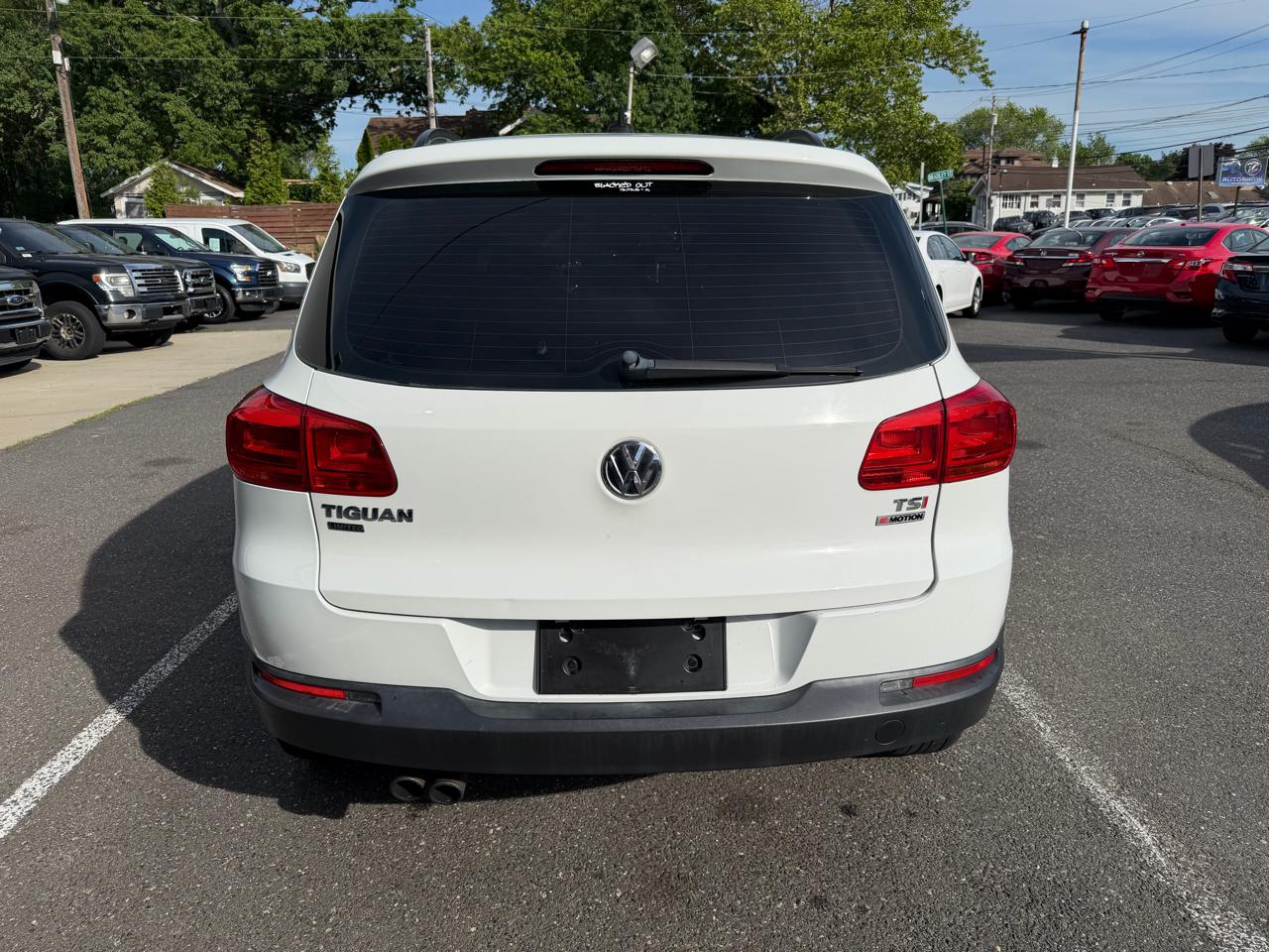 Volkswagen Tiguan S 4Motion 2017