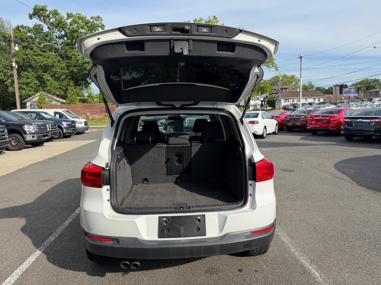 Volkswagen Tiguan S 4Motion 2017