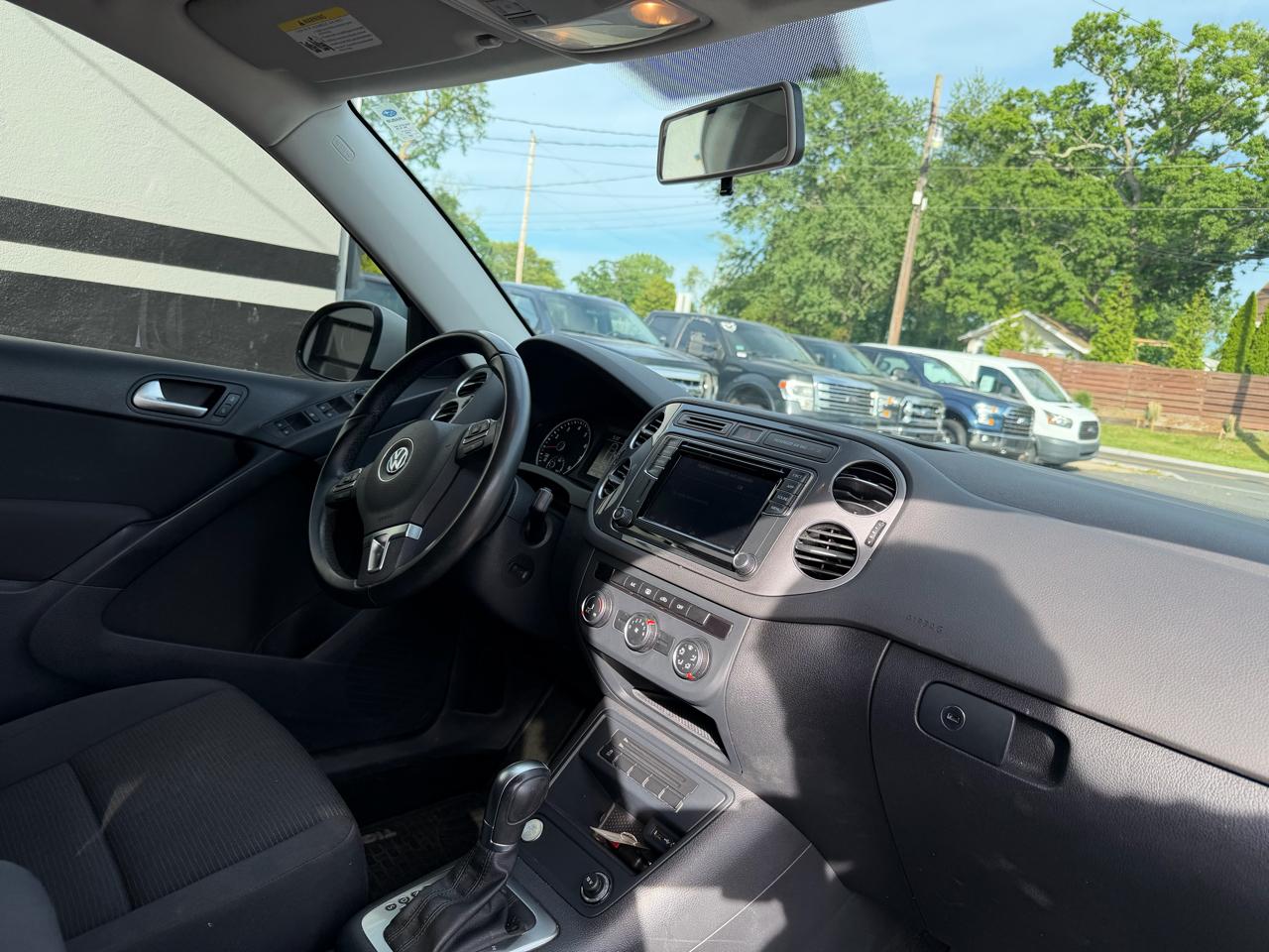 Volkswagen Tiguan S 4Motion 2017