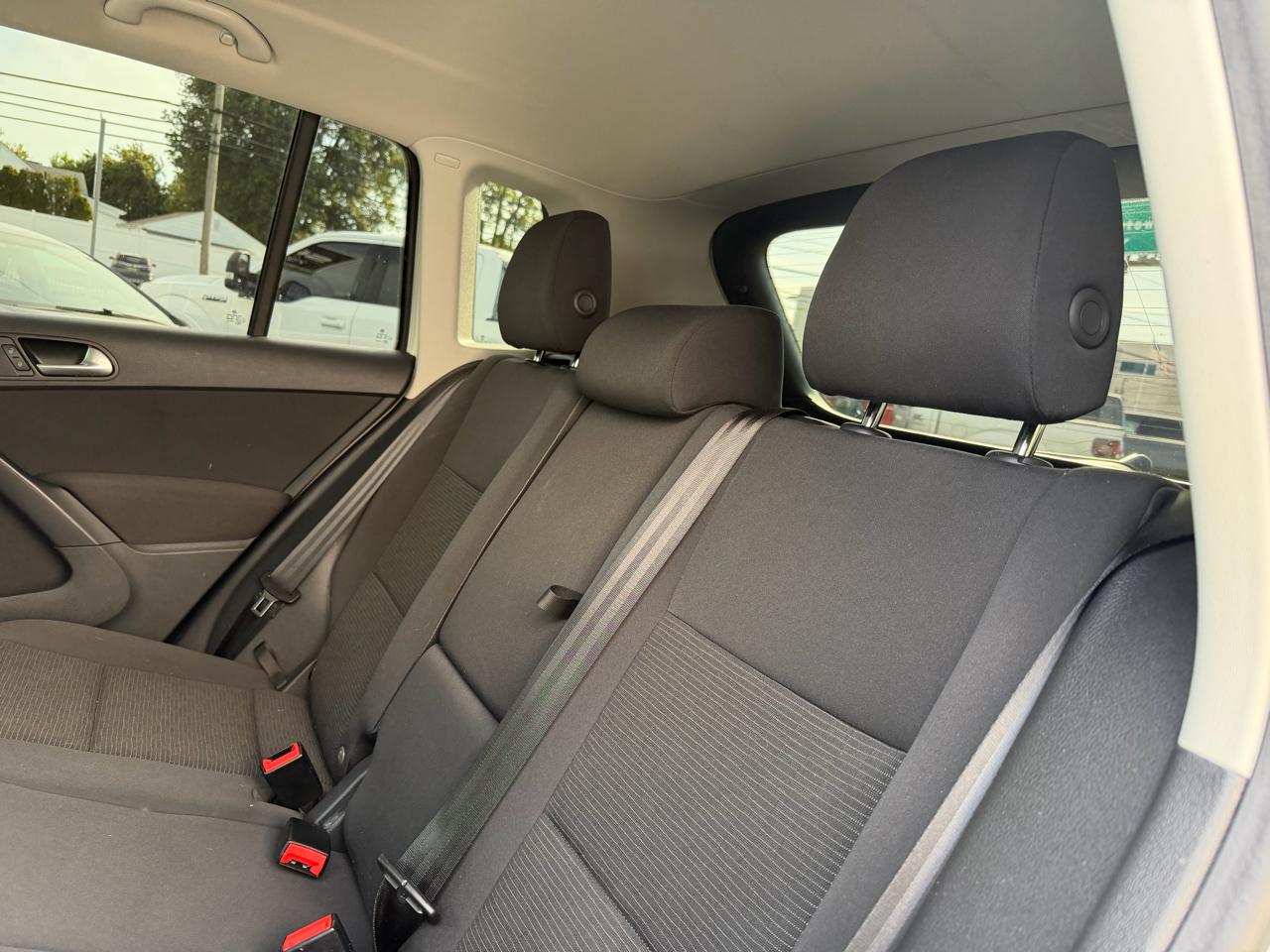 Volkswagen Tiguan S 4Motion 2017