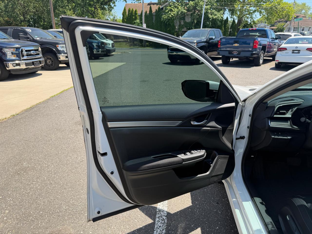 Honda Civic LX Honda Sensing Sedan CVT 2020