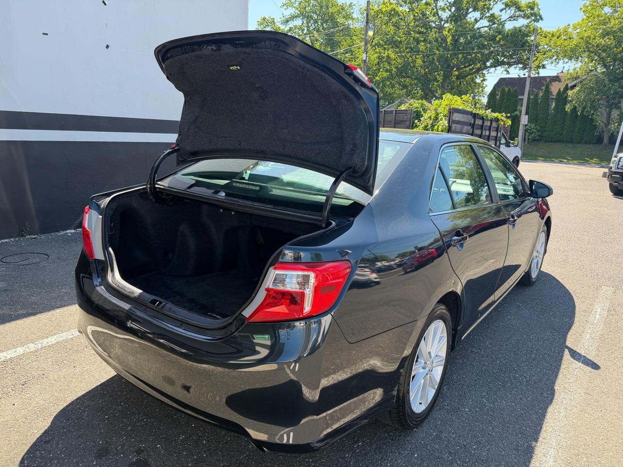 Toyota Camry L 2012