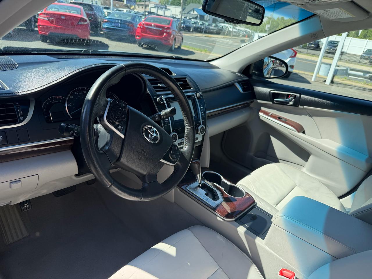 Toyota Camry L 2012