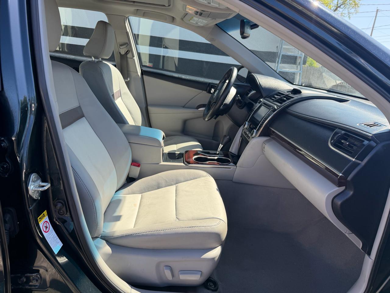 Toyota Camry L 2012