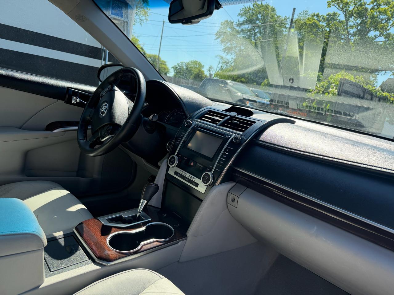 Toyota Camry L 2012