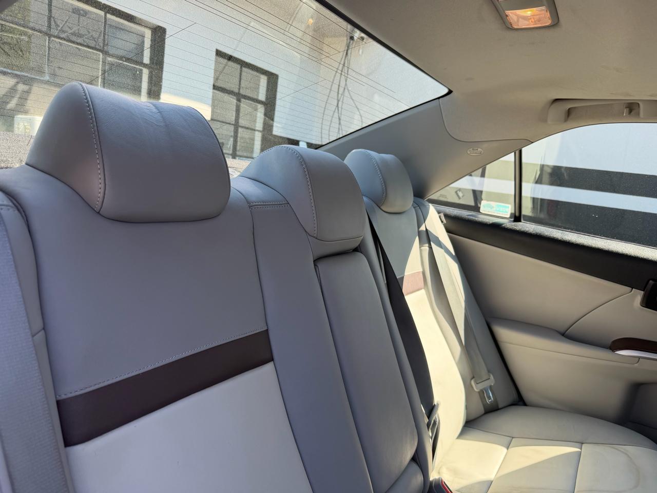 Toyota Camry L 2012