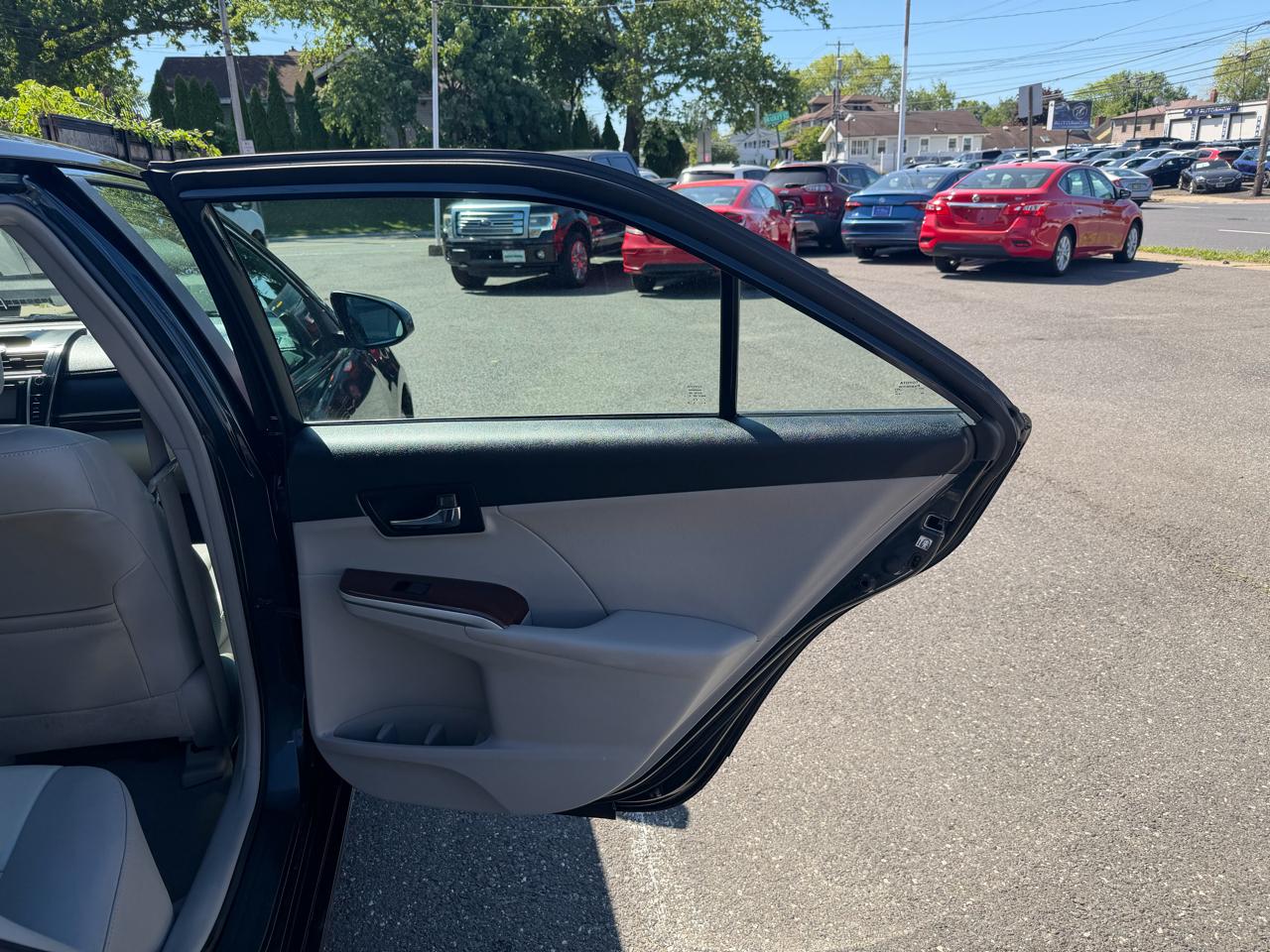Toyota Camry L 2012